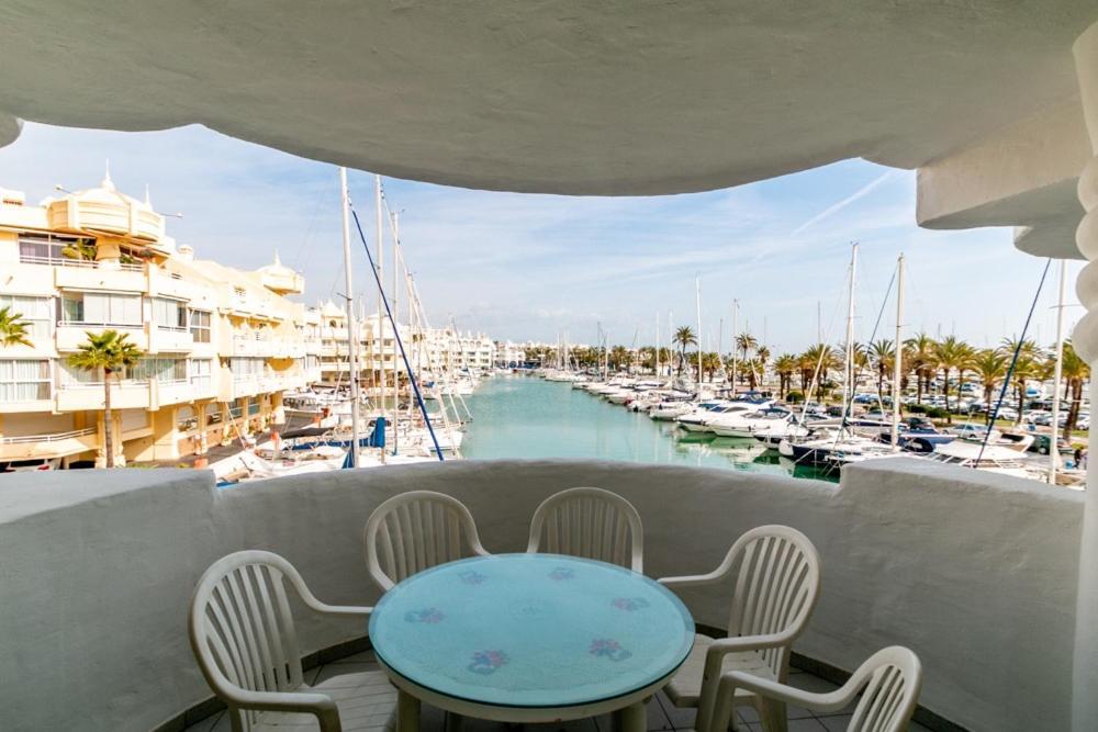 The Perfect Holiday Location Benalmadena Bagian luar foto