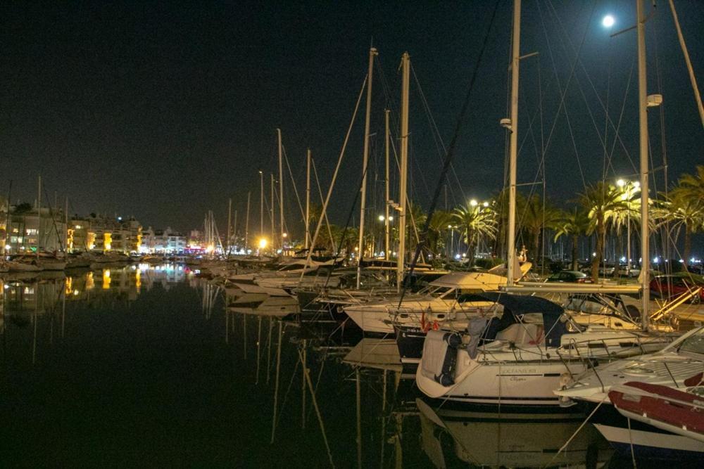 The Perfect Holiday Location Benalmadena Bagian luar foto
