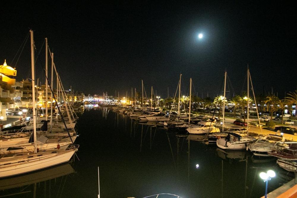 The Perfect Holiday Location Benalmadena Bagian luar foto