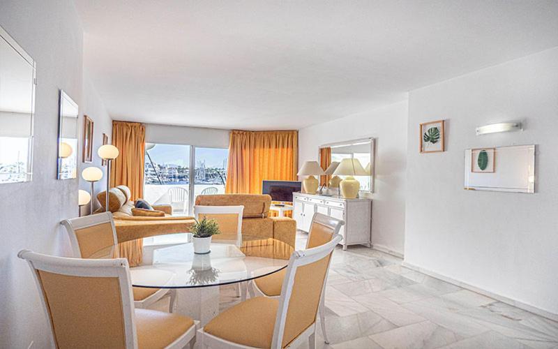 The Perfect Holiday Location Benalmadena Bagian luar foto