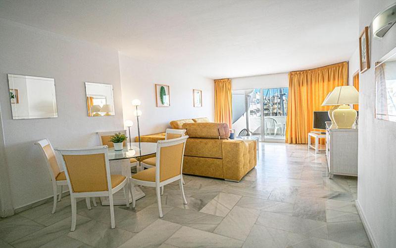 The Perfect Holiday Location Benalmadena Bagian luar foto