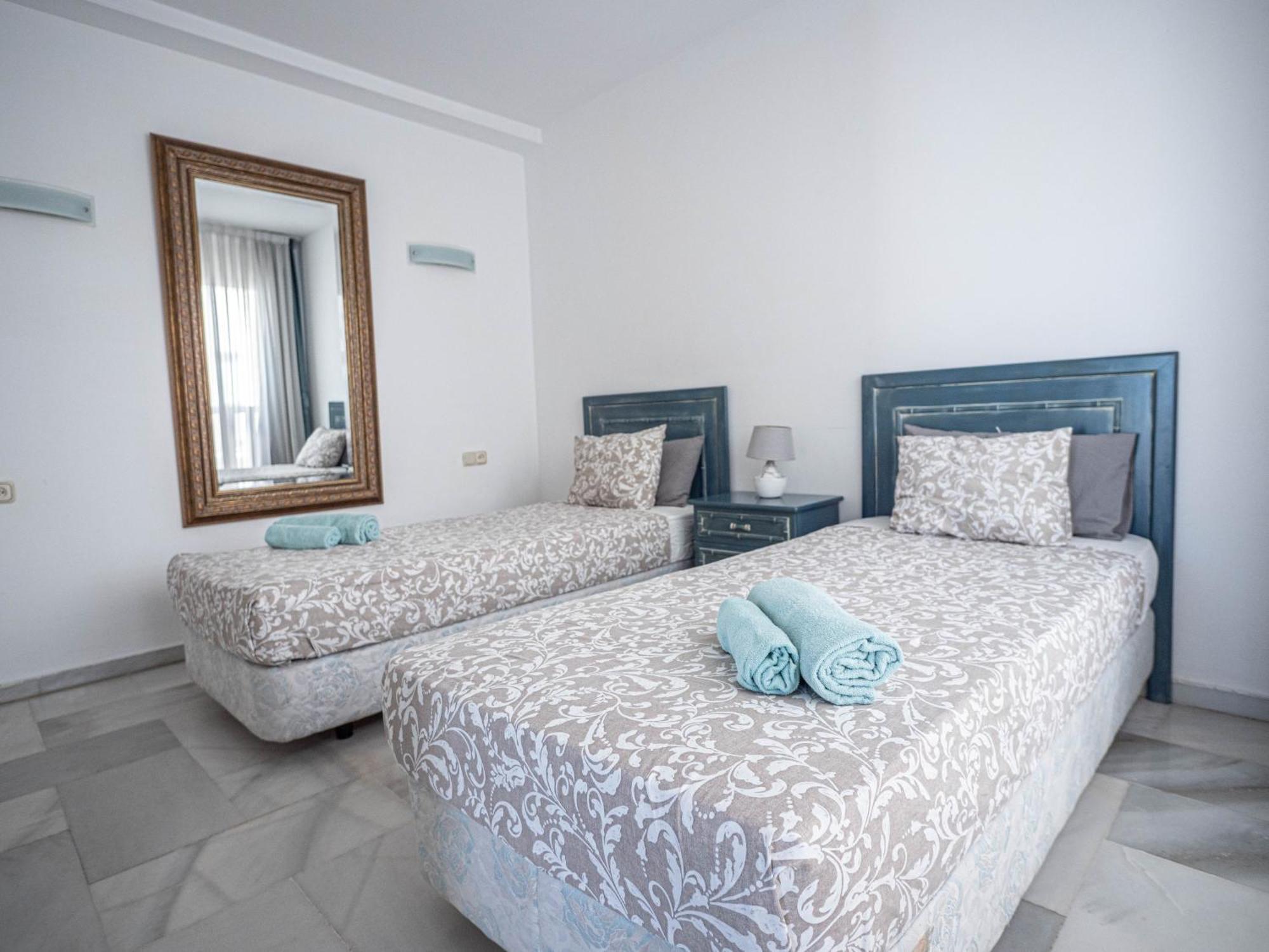 The Perfect Holiday Location Benalmadena Bagian luar foto